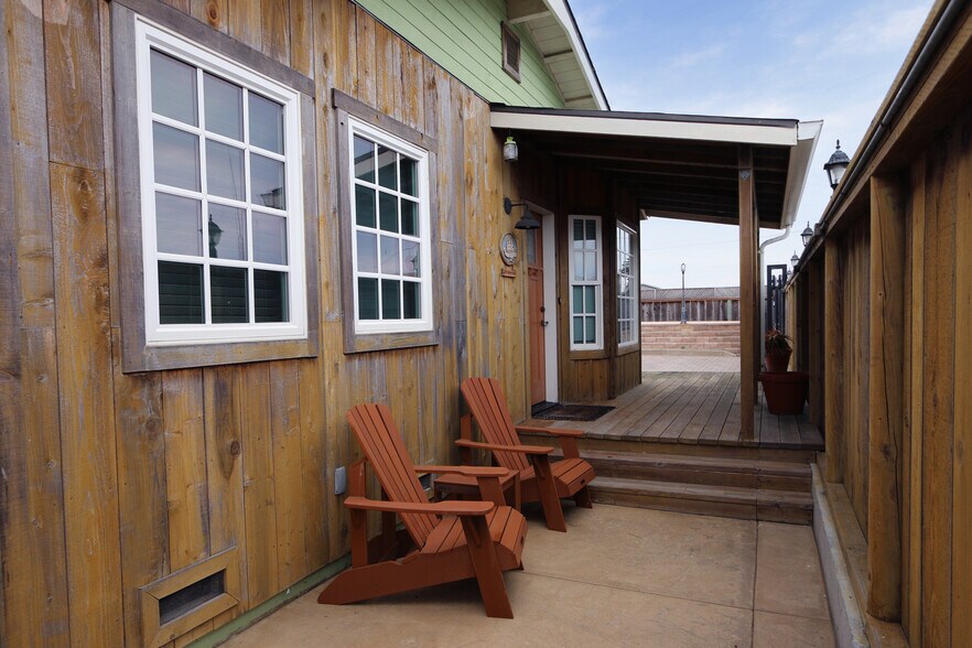 More Photos Of 7550-7552 Sandholdt Rd, Moss Landing Specialty For Sale