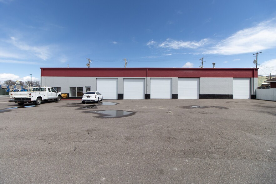 More Photos Of 525 E Clark St, Pocatello Auto Repair For Lease