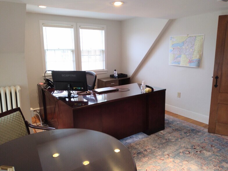 More Photos Of 34 Elm St, Cohasset Office For Lease