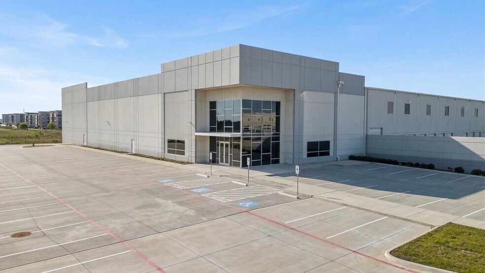Primary Photo Of Anserra Trl, Katy Distribution For Lease