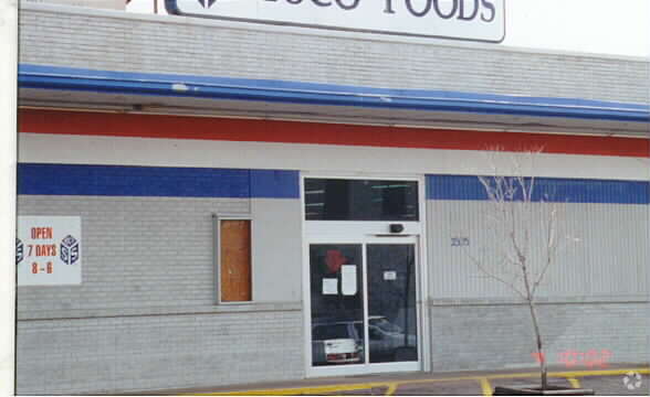 More Photos Of 2318-2332 E Platte Ave, Colorado Springs Freestanding For Lease
