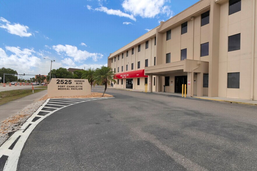 More Photos Of 2525 Harbor Blvd, Port Charlotte Medical For Lease