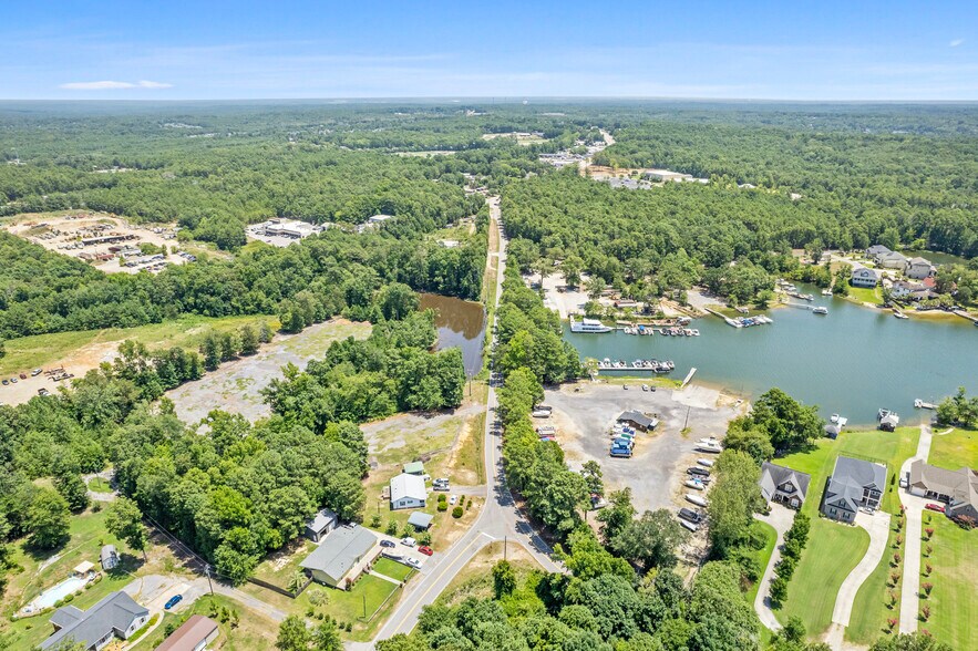 More Photos Of 317 Shadowood Dr, Irmo Flex For Sale