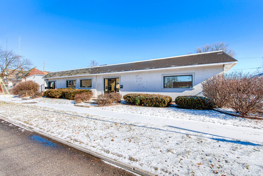 More Photos Of 241 S State Ave, Indianapolis Warehouse For Sale