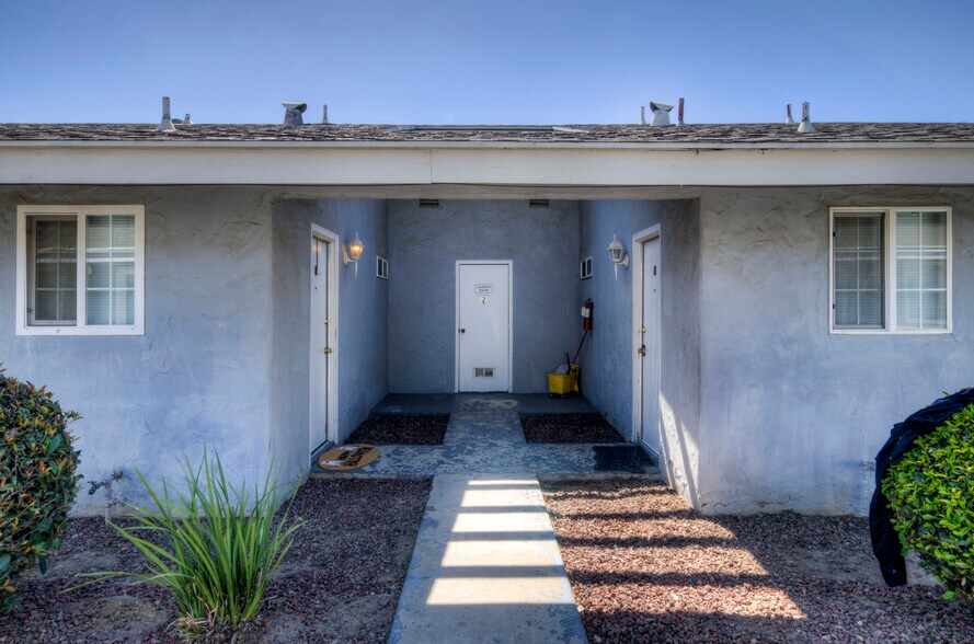More Photos Of 3357-3365 E Fairmont Ave, Fresno Apartments For Sale