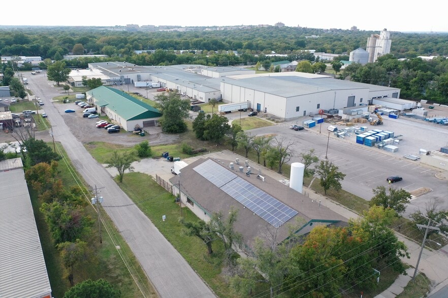 More Photos Of 2205 Haskell Ave, Lawrence Warehouse For Sale