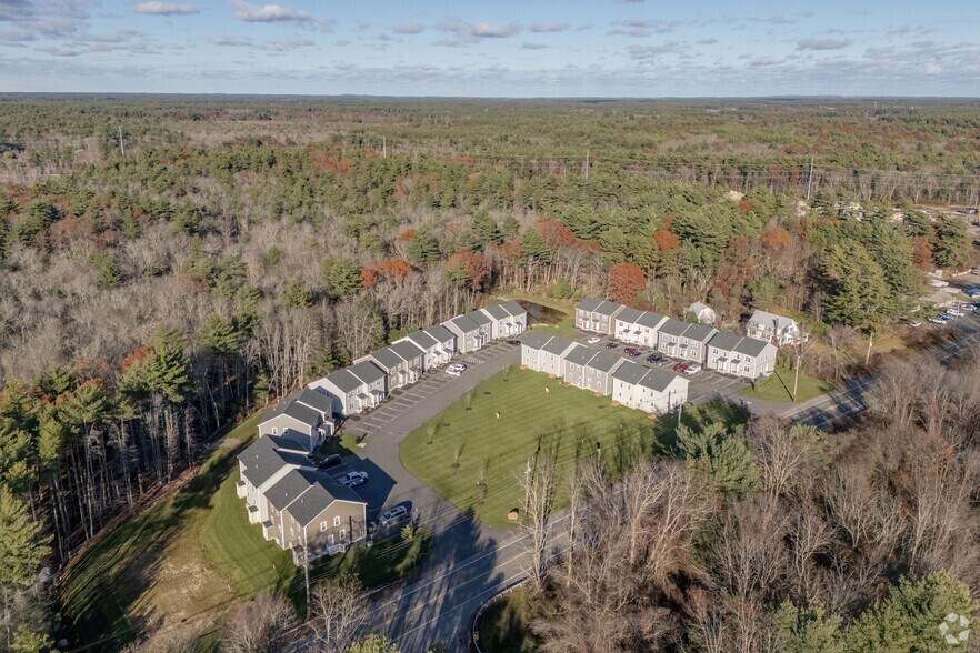 More Photos Of 5 Jakes Path, Middleboro Apartments For Sale