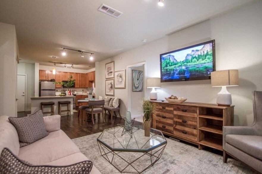 More Photos Of 410 S University Ave, Little Rock Apartments For Lease