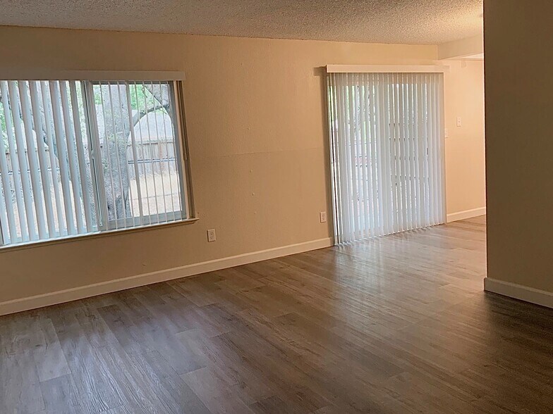 More Photos Of 5445 Marconi Ave, Carmichael Apartments For Sale