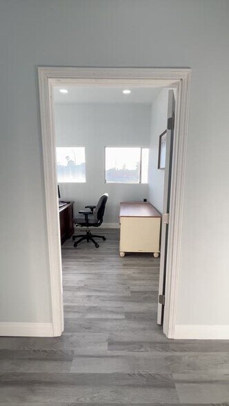 Primary Photo Of 5564 Sepulveda Blvd, Culver City Storefront For Lease