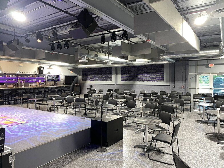 More Photos Of 28 E Baltimore St, Hagerstown Storefront Retail Office For Sale