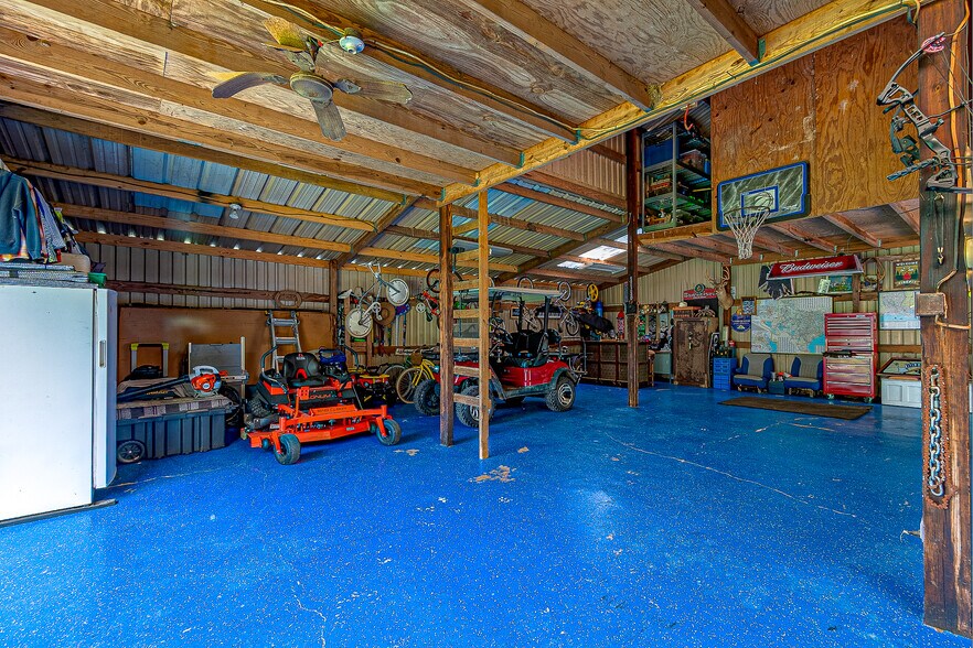 More Photos Of 5110 Treaschwig Rd, Spring Specialty For Sale