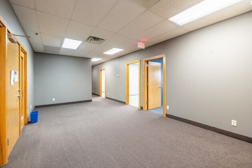 More Photos Of 1170 Pittsford-Victor Rd, Pittsford Office For Sale
