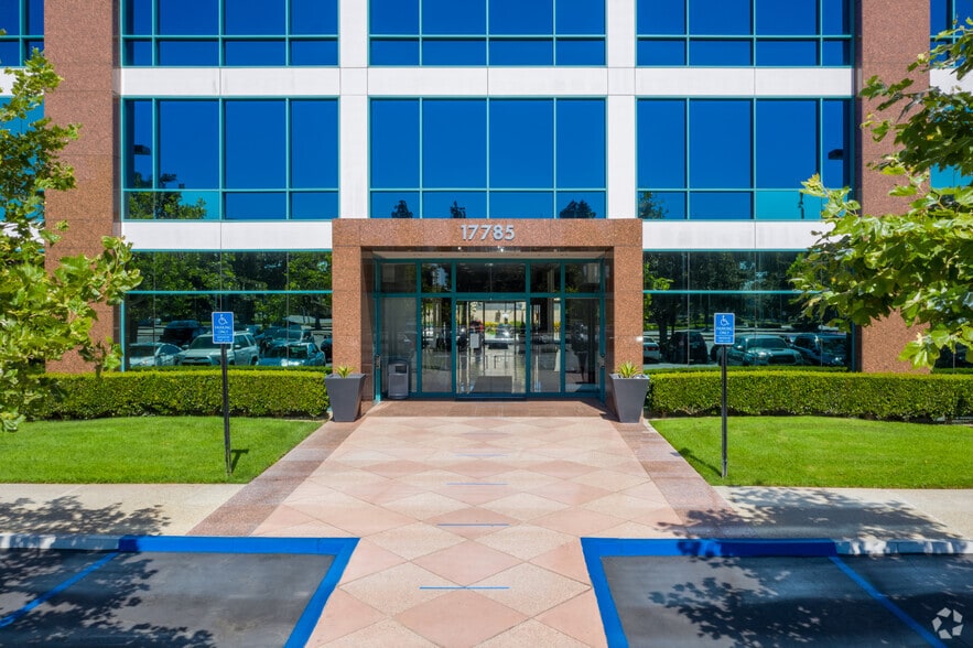 More Photos Of 12750 Center Court Dr, Cerritos Unknown For Lease