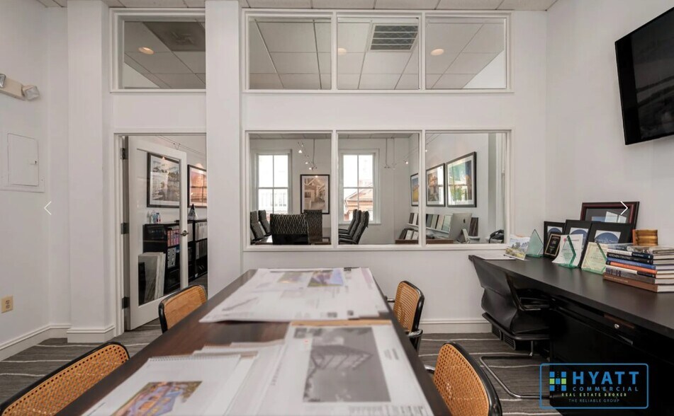 More Photos Of 209 Main St, Annapolis Office For Sale