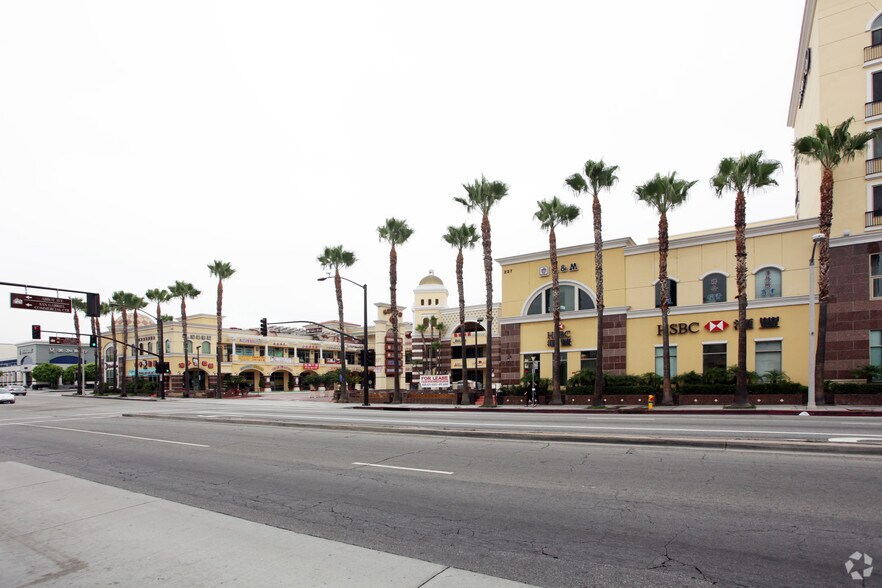 More Photos Of 227 W Valley Blvd, San Gabriel Unknown For Lease