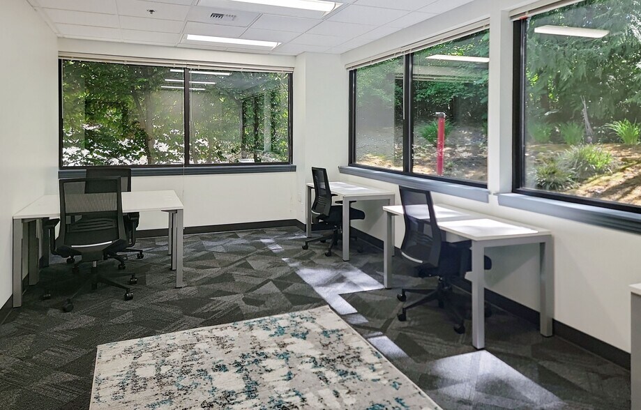 More Photos Of 371 NE Gilman Blvd, Issaquah Coworking Space