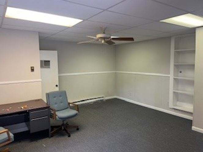 More Photos Of 19 Cockeysville Rd, Cockeysville Light Manufacturing For Lease