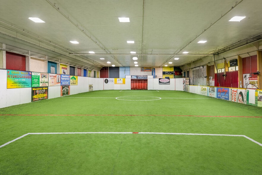 More Photos Of 957 Golden Gate Ter, Grass Valley Sports And Entertainment For Sale