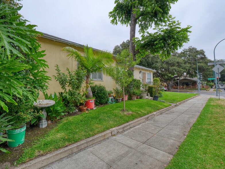 More Photos Of , Pasadena Multifamily For Sale