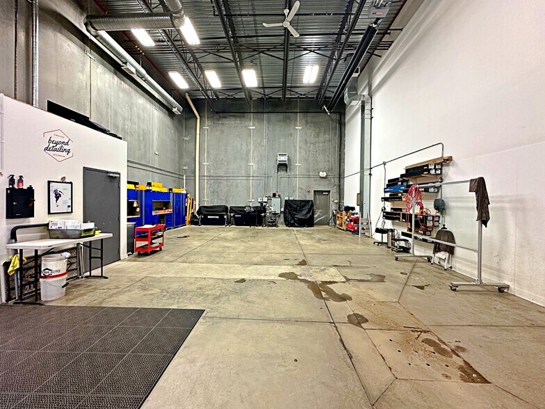 More Photos Of 400 Mackenzie Blvd, Fort McMurray Flex For Sale