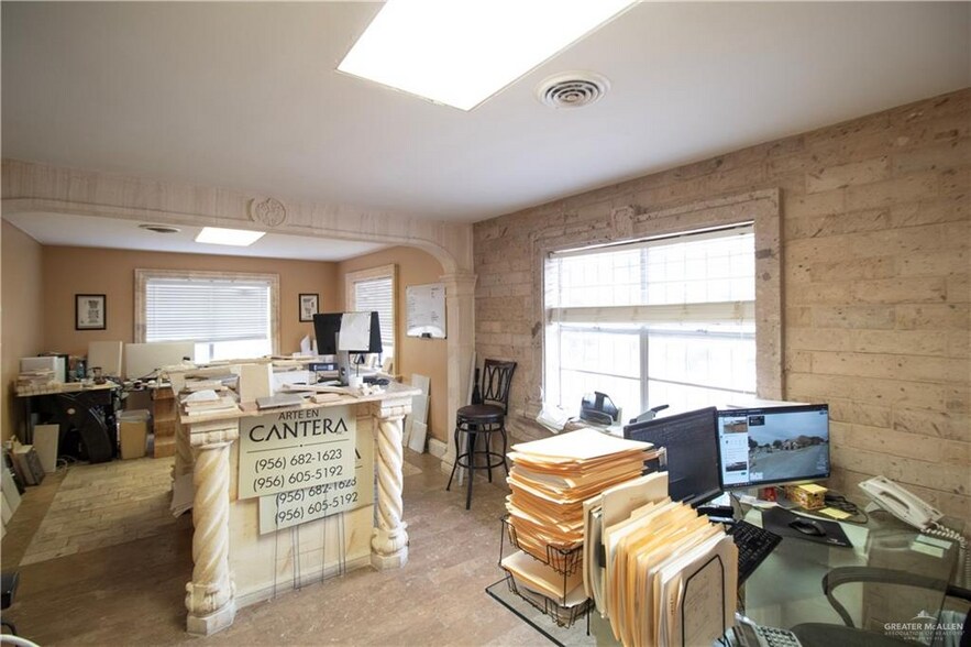 More Photos Of 2900 N McColl Rd, McAllen Office For Sale