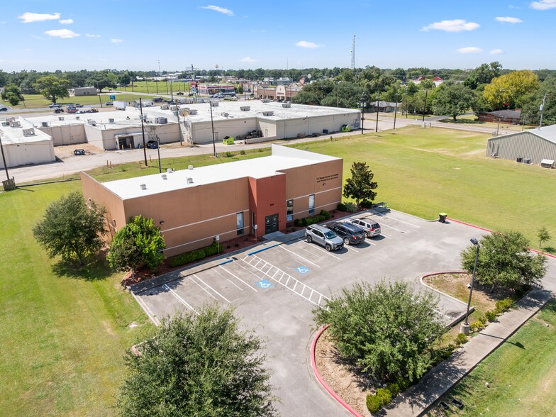 Primary Photo Of 200 University St, Wharton Office For Sale