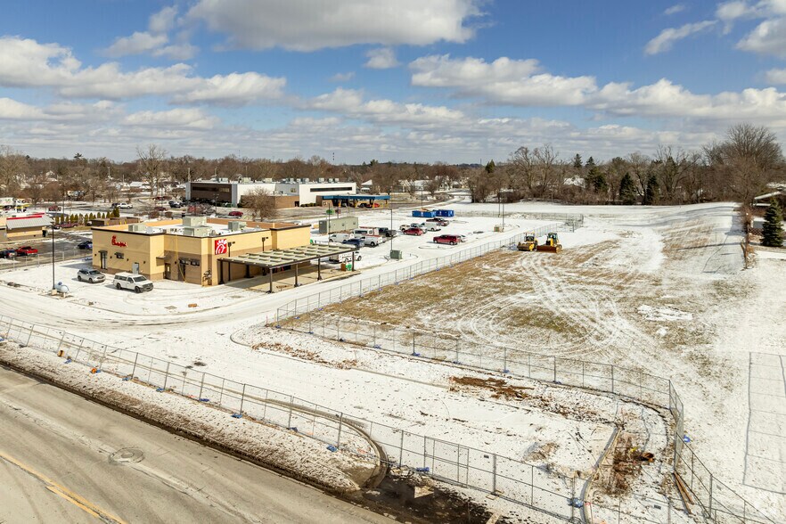 More Photos Of 971 N West Ave, Jackson Fast Food For Sale