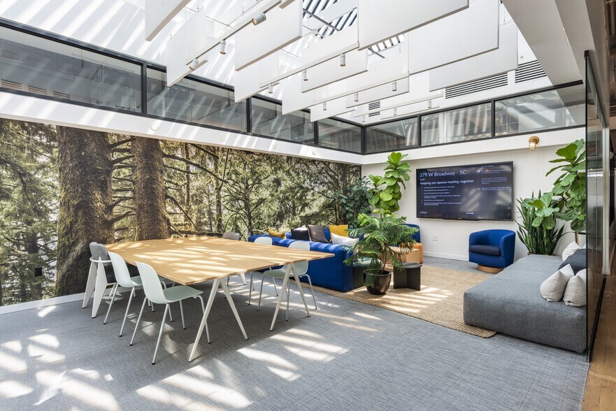 More Photos Of 379 W Broadway, New York Coworking Space