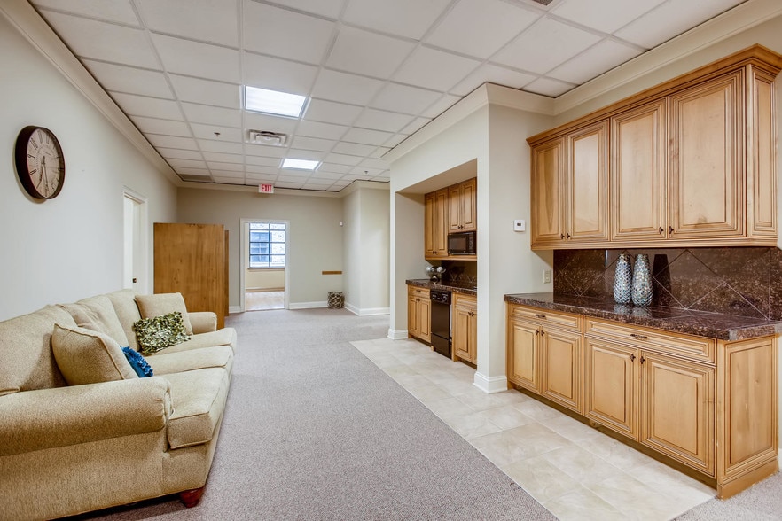More Photos Of 3080 Highlands Pky, Smyrna Medical For Sale