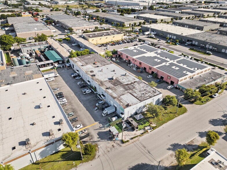 More Photos Of 8451 NW 66th St, Miami Warehouse For Lease