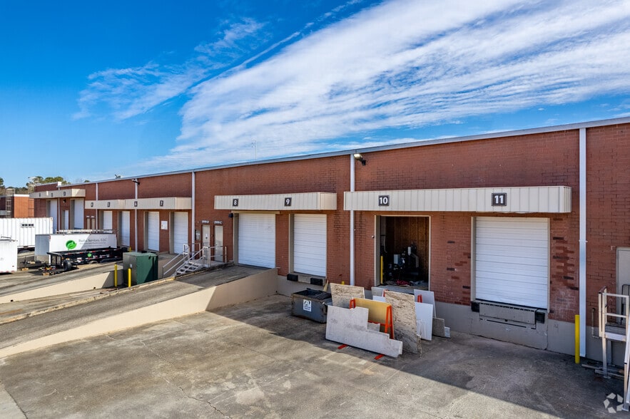 More Photos Of 2999 Pacific Dr, Norcross Light Distribution For Lease