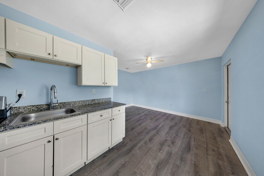 More Photos Of 1109 NW 6th Ave, Pompano Beach Apartments For Sale