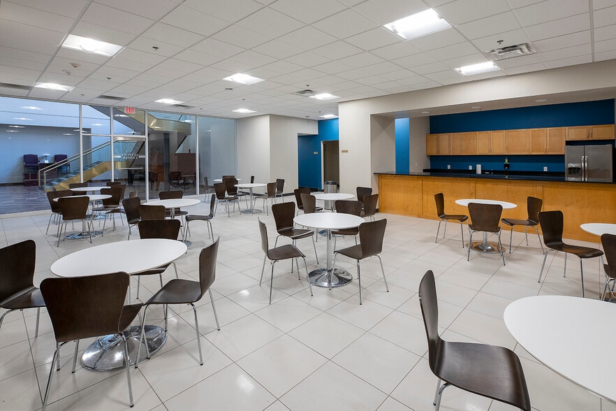 More Photos Of 1228 Euclid Ave, Cleveland Office For Lease