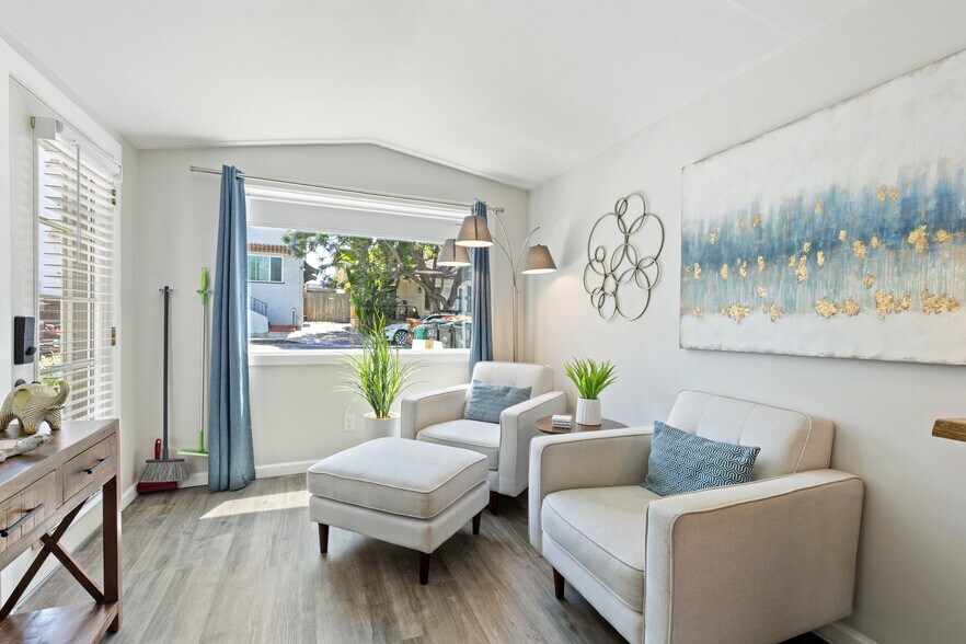 More Photos Of 942 23rd St, San Diego Apartments For Sale