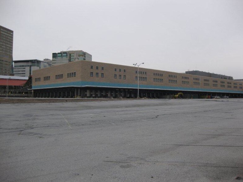 More Photos Of 815 Market St, Harrisburg Warehouse For Lease