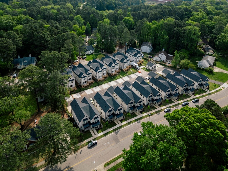 More Photos Of 5061 Lundy Dr, Raleigh Multifamily For Sale