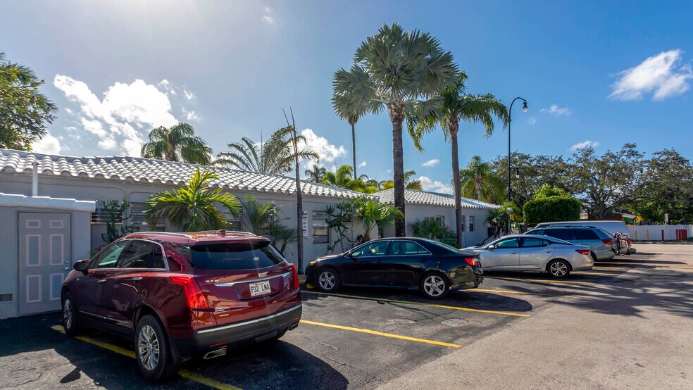 More Photos Of 1219 S Federal Hwy, Hollywood Hotel For Sale