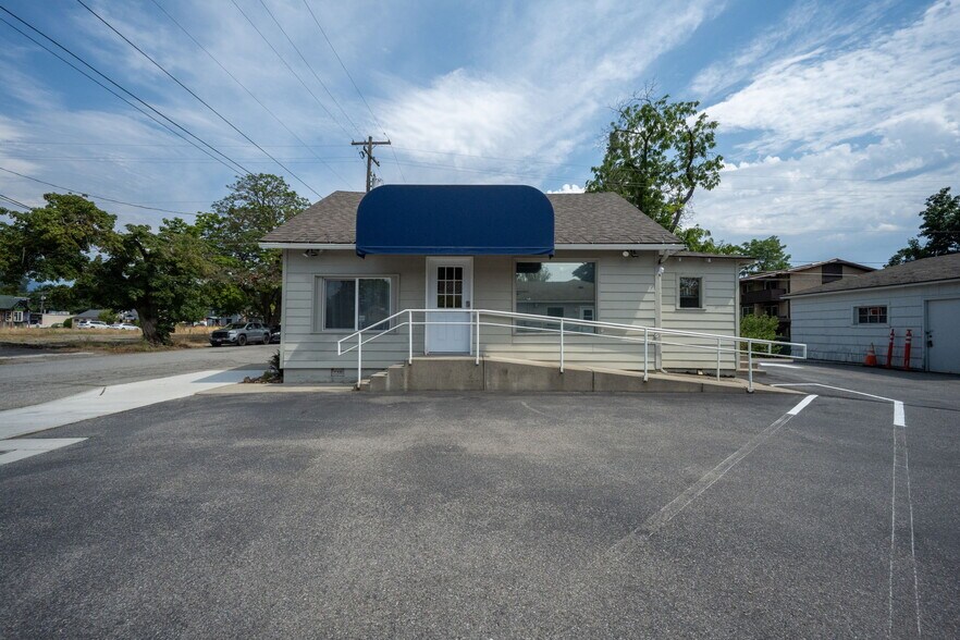 More Photos Of 1048 N 3rd St, Coeur d'Alene Office For Sale