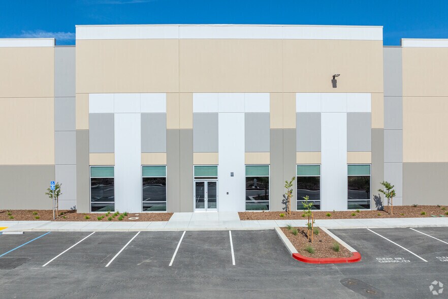 More Photos Of 7000 Power Line Rd, Sacramento Unknown For Lease