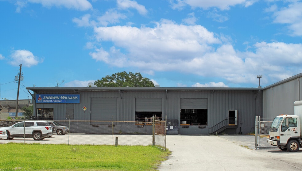 More Photos Of 3055 Pennington Rd, Orlando Warehouse For Lease