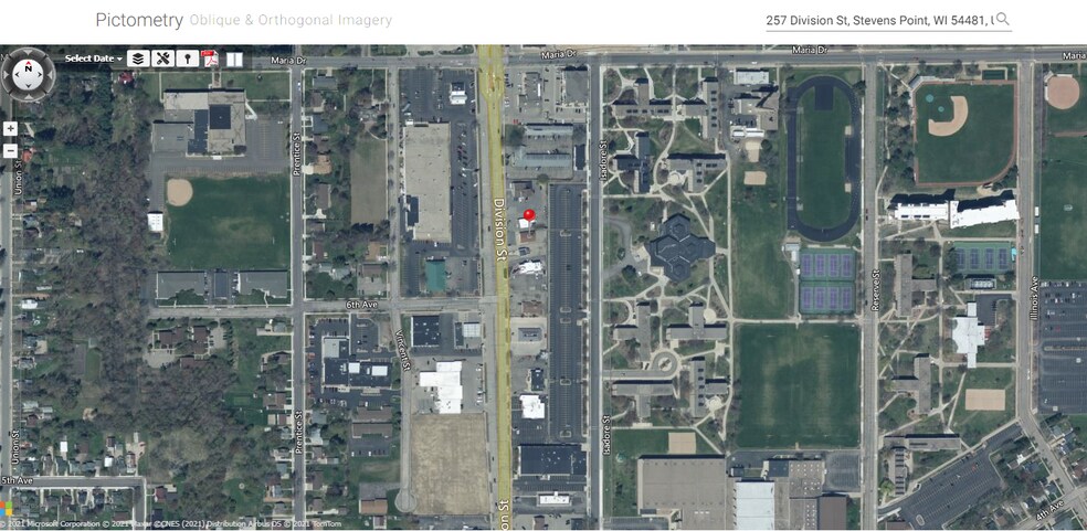 More Photos Of 257 Division St, Stevens Point General Retail For Sale