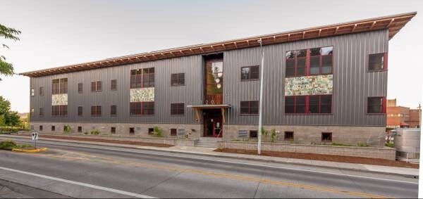 More Photos Of 120 Shelton McMurphey Blvd, Eugene Office For Lease