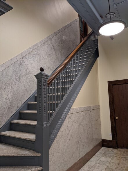 More Photos Of 231 S Main St, Greensburg Office For Sale