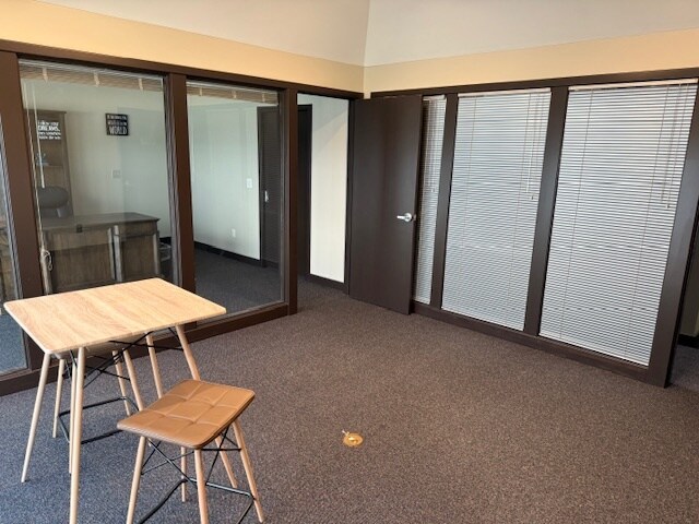 More Photos Of 1351 S Reynolds Rd, Toledo Office For Lease