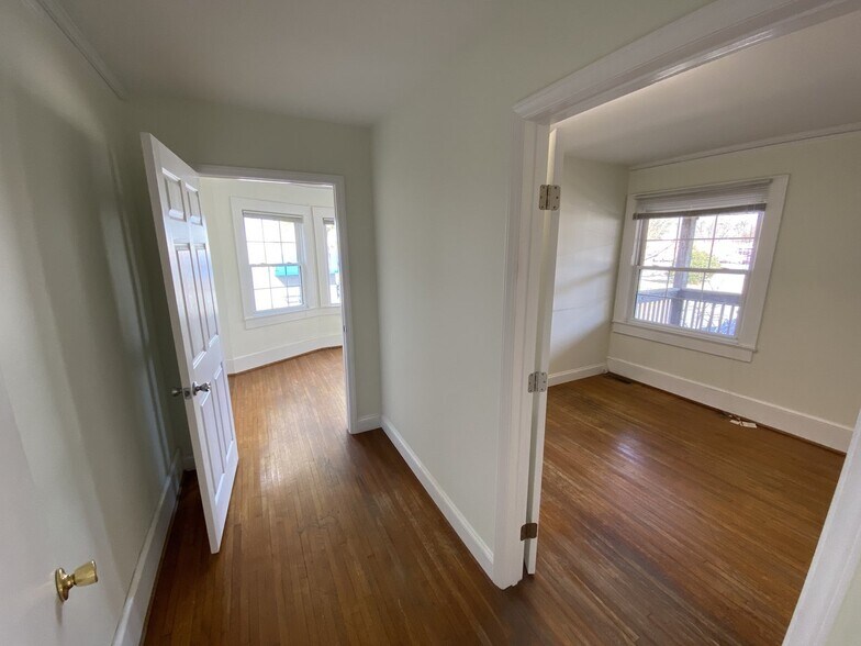 More Photos Of 785 Davidson Dr, Concord Medical For Sale