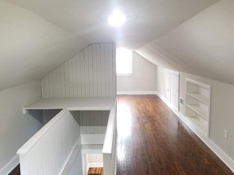 More Photos Of ,  Unknown For Sale