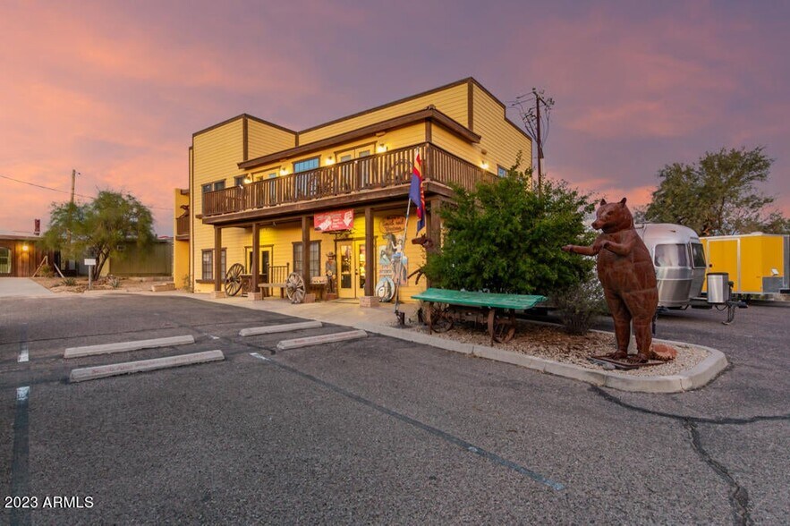 More Photos Of 6195 E Cave Creek Rd, Cave Creek Storefront Retail Office For Sale