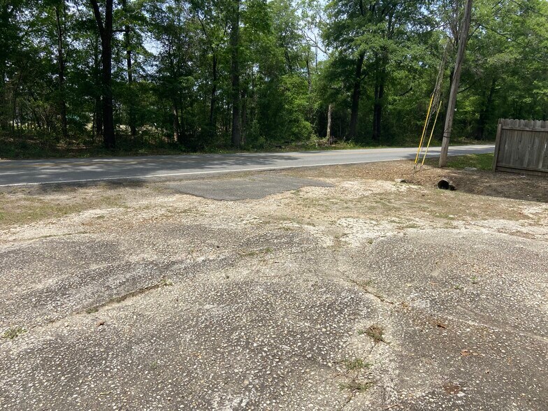 More Photos Of 450 Campbell St, Camden Flex For Sale