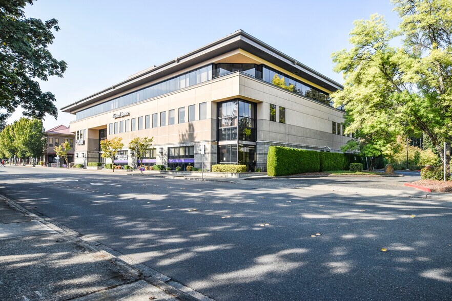 More Photos Of 4200 6th Ave SE, Lacey Office For Lease